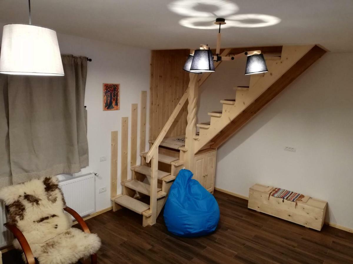 Hostel Zozo *