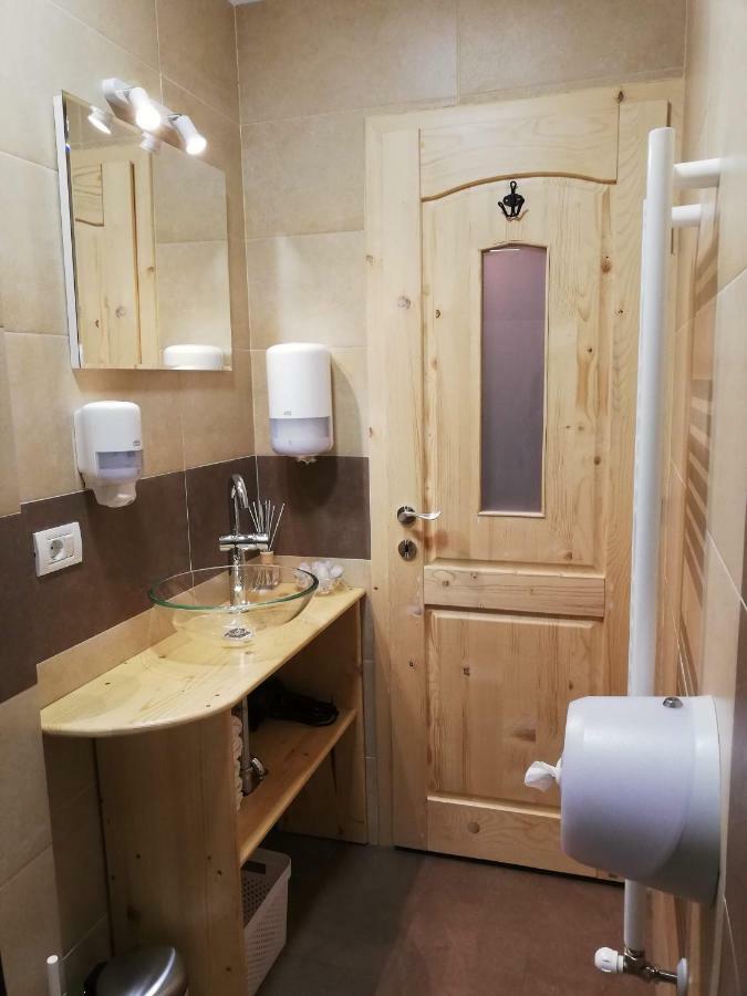 Zozo Hostel